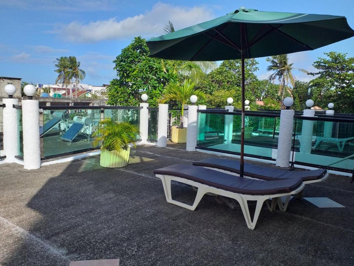 Turtle Inn Resort Manoc-Manoc Экстерьер фото