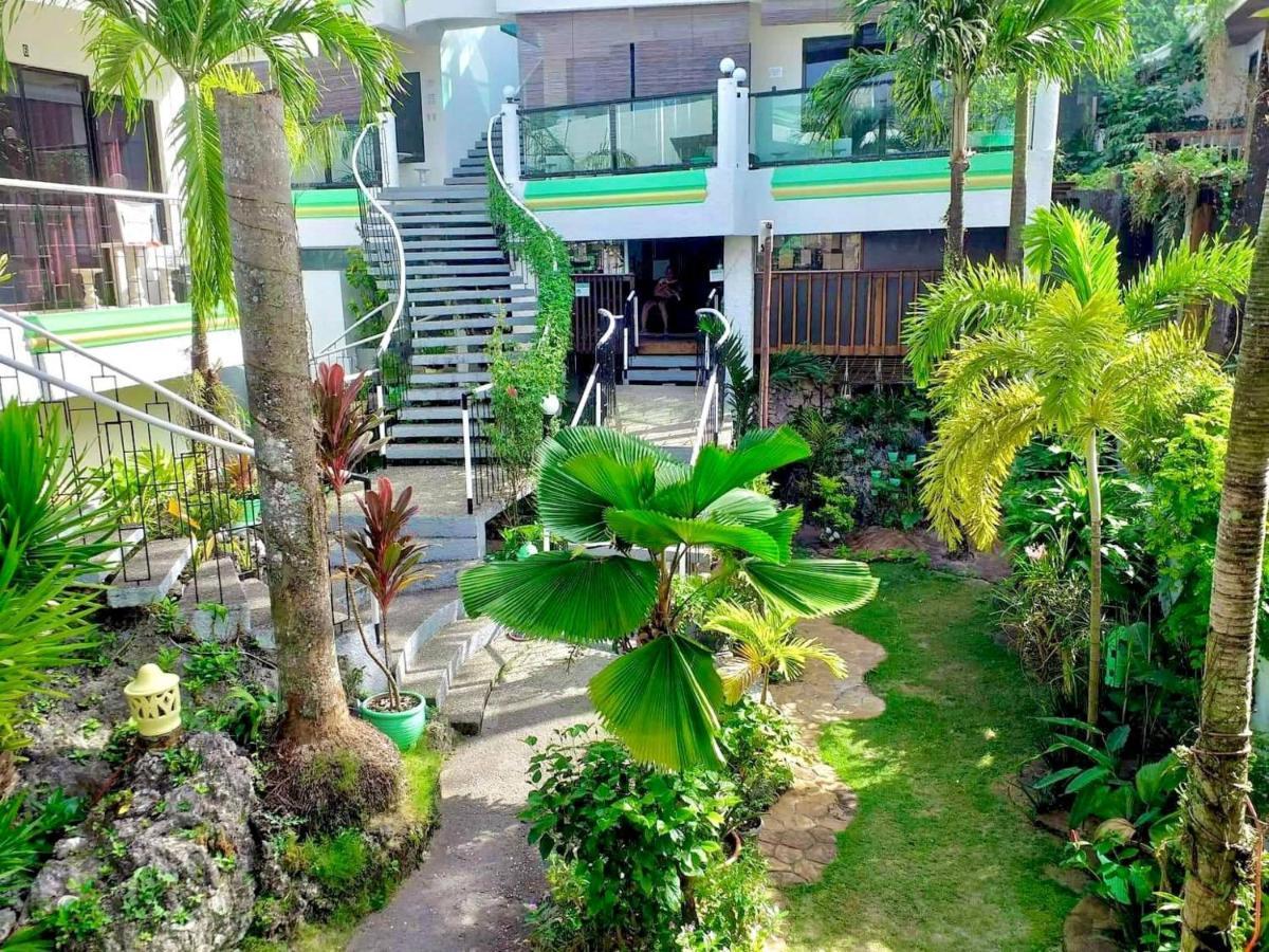 Turtle Inn Resort Manoc-Manoc Экстерьер фото