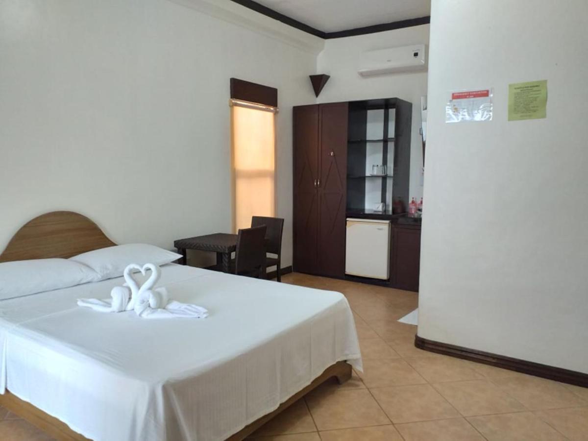 Turtle Inn Resort Manoc-Manoc Экстерьер фото