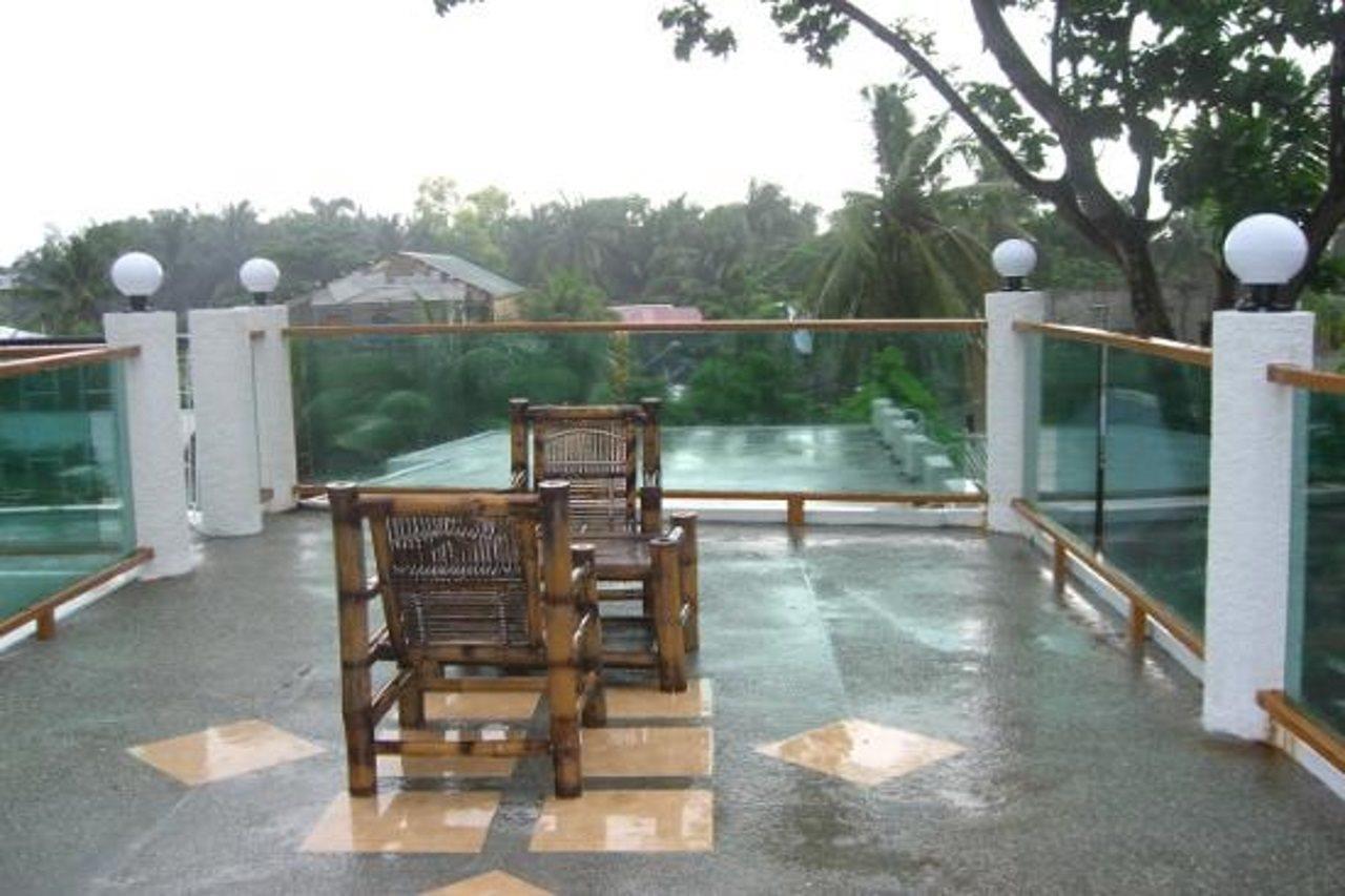 Turtle Inn Resort Manoc-Manoc Экстерьер фото