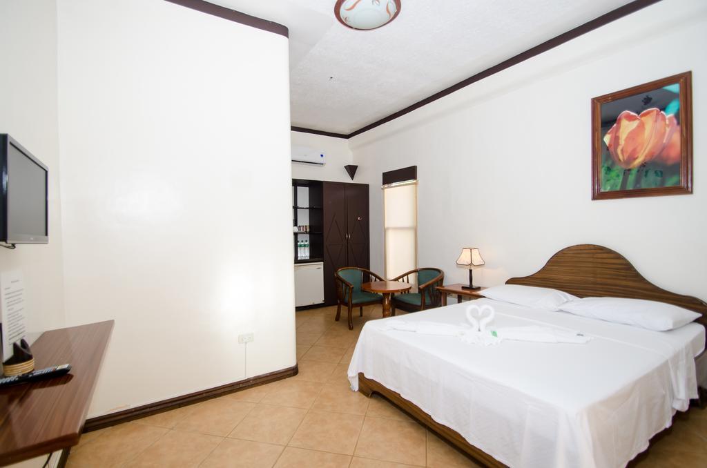 Turtle Inn Resort Manoc-Manoc Экстерьер фото